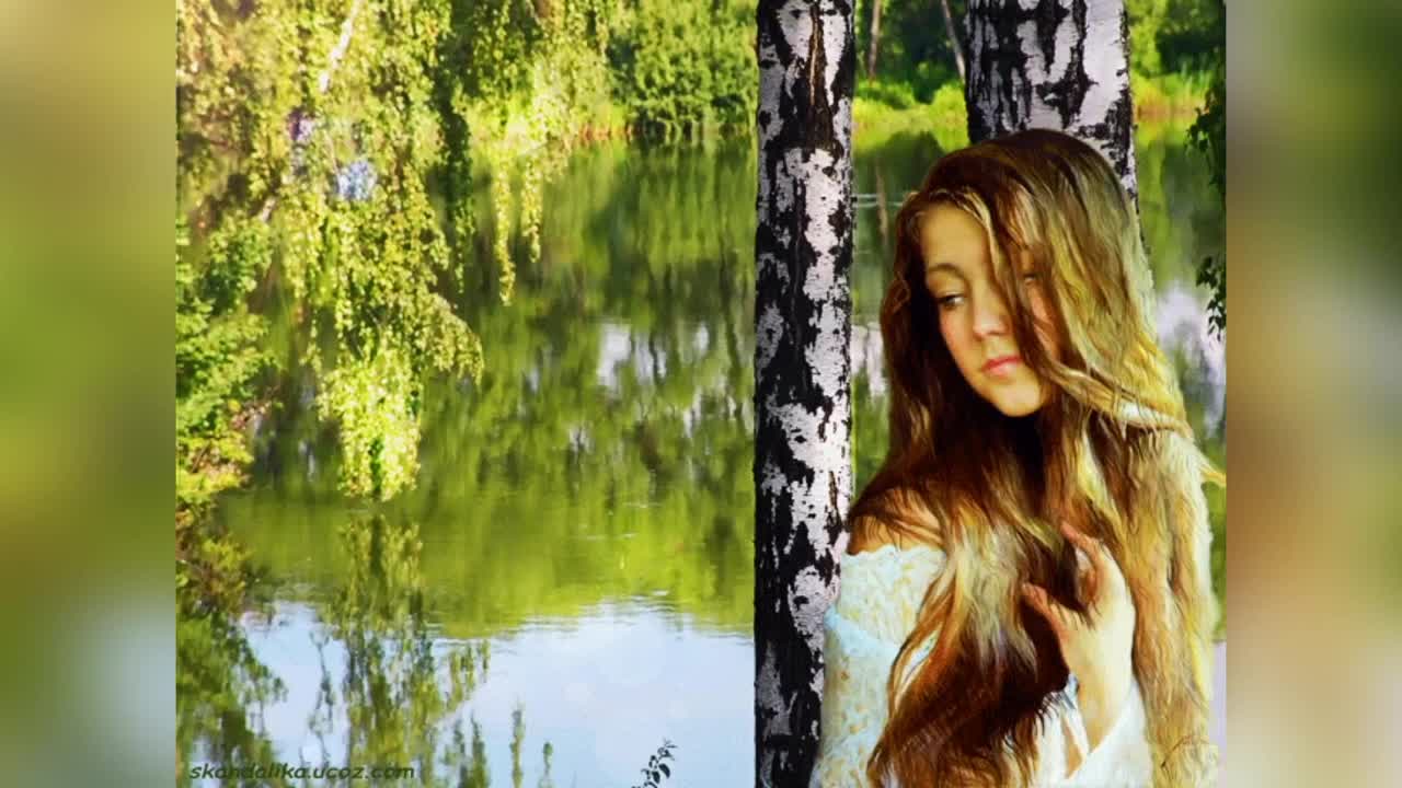 Гифки девушки природа. Красавица береза. Девушка у реки. Девушка в березовой роще.