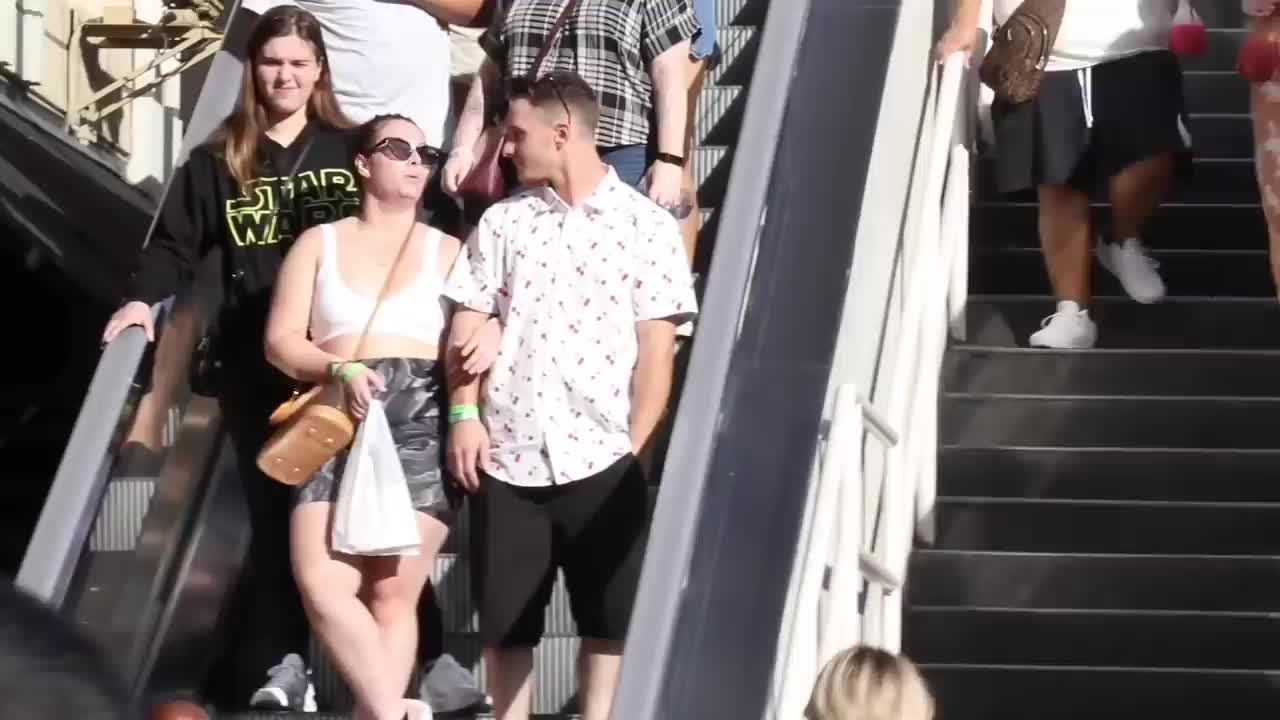 The Best Escalator Pranks Couples Reactions Cos Tv