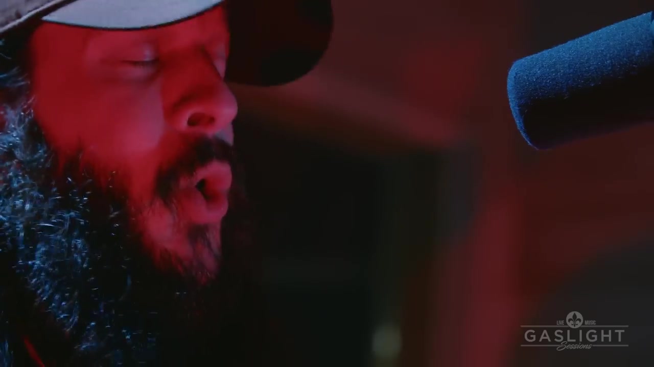 Shawn James Who Did That To You (Acoustic cover) Gaslight Sessions