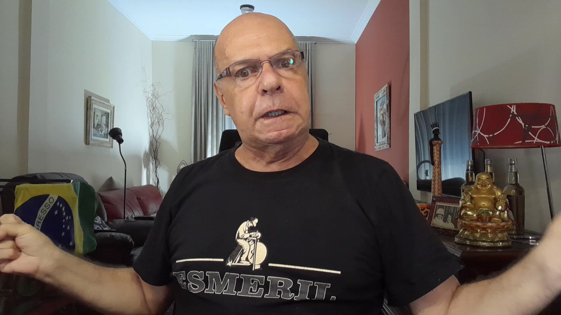 Canja põe um modelinho QR Code e vai pra praça - COS.TV